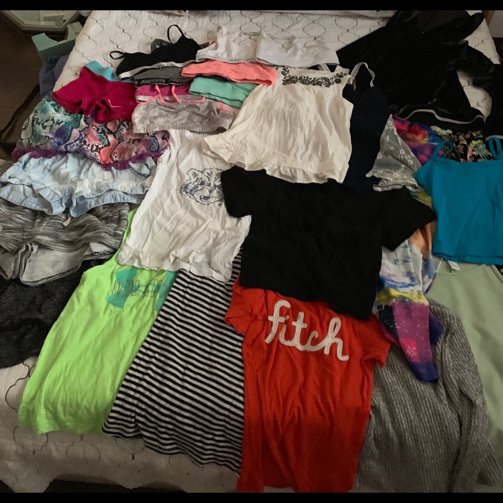 GIRLS CLOTHING MYSTERY BOX